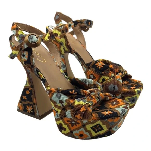 Circus by Sam Edelman Floral Platform Heels - Picture 2 of 15